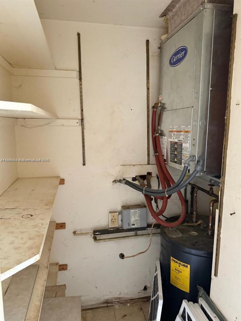 630 Layne Blvd, Unit 219, Hallandale Beach, FL 33009 Photo