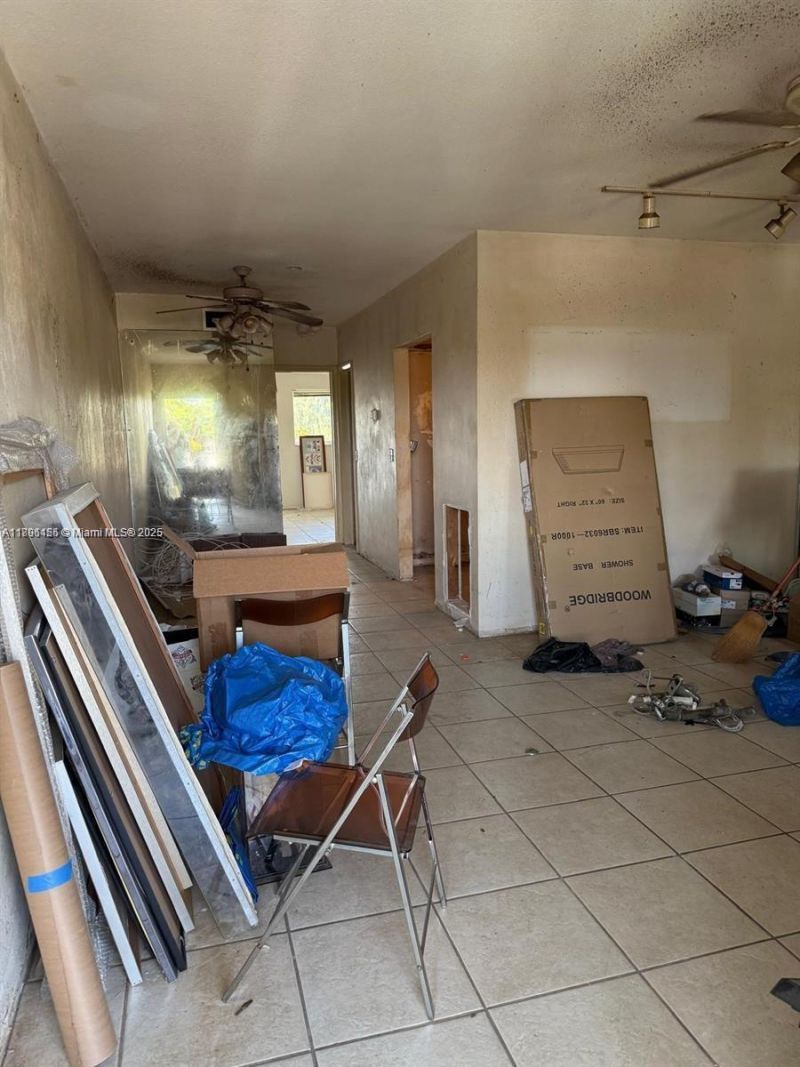 630 Layne Blvd, Unit 219, Hallandale Beach, FL 33009 Photo