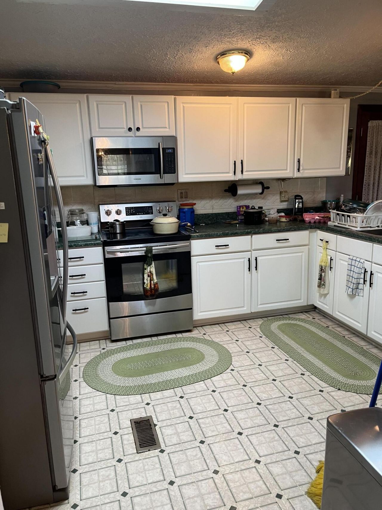 123 Peaceful Drive Photo 8