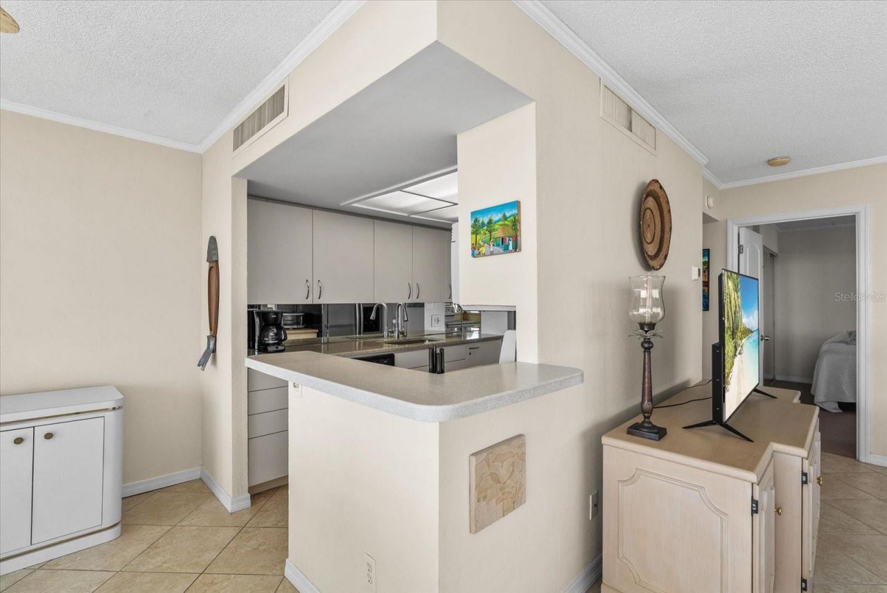 5400 Ocean Boulevard, Unit 9-4, Sarasota, FL 34242 Photo