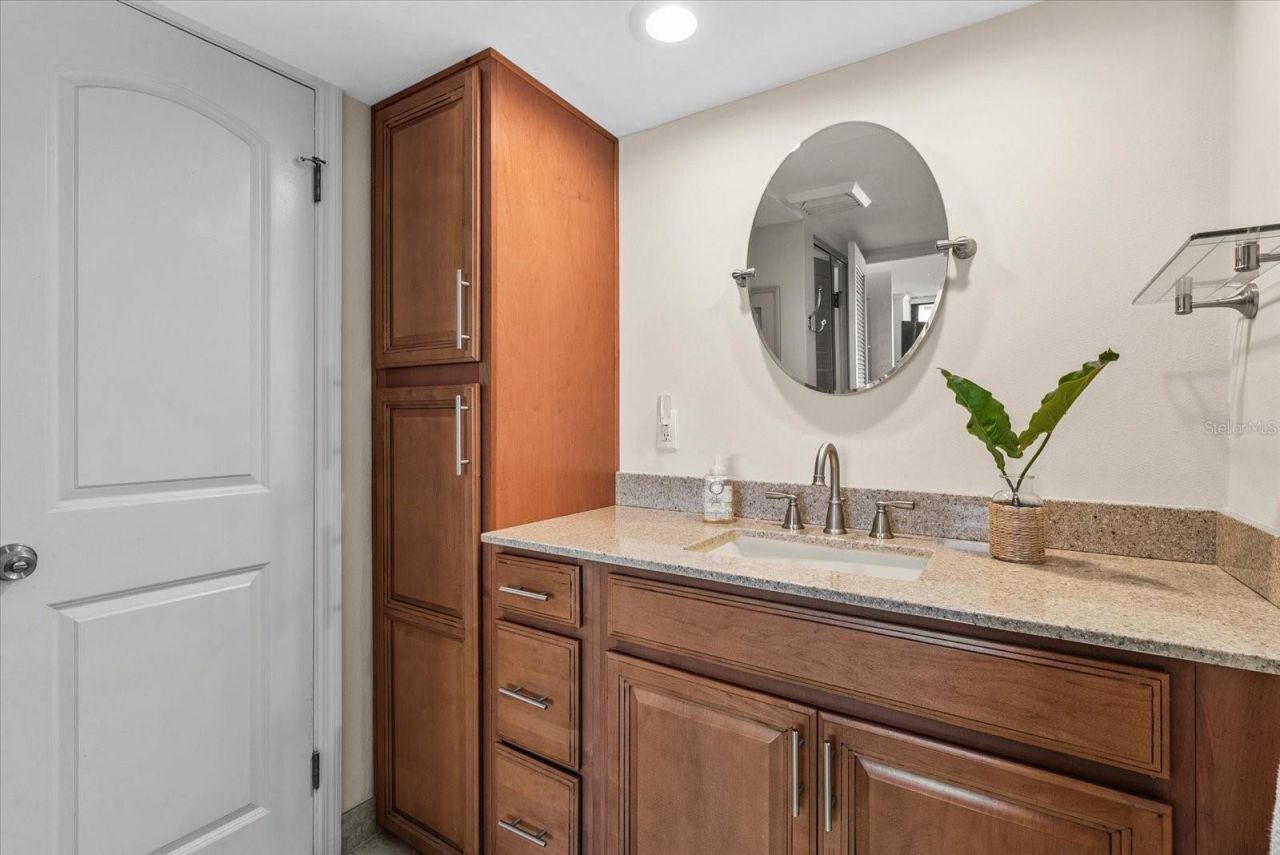 5400 Ocean Boulevard, Unit 9-4, Sarasota, FL 34242 Photo