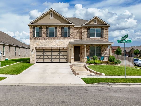 105 Colonial, Universal City, TX 78148