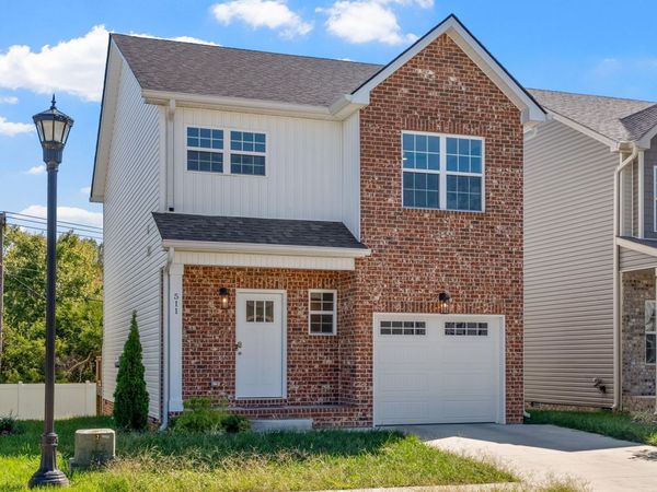 511 Charleston Cove Way, Clarksville, TN 37043