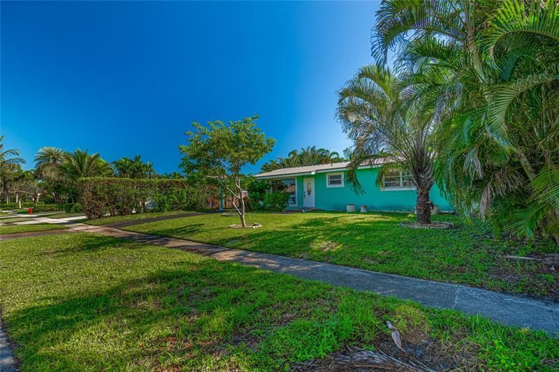608 NE 24th Avenue, Pompano Beach, FL 33062 Photo