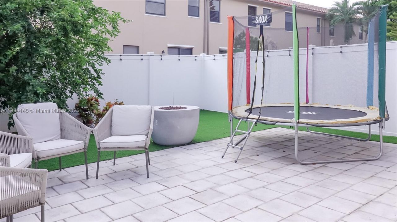 3364 W 90th St, Hialeah, FL 33018 Photo