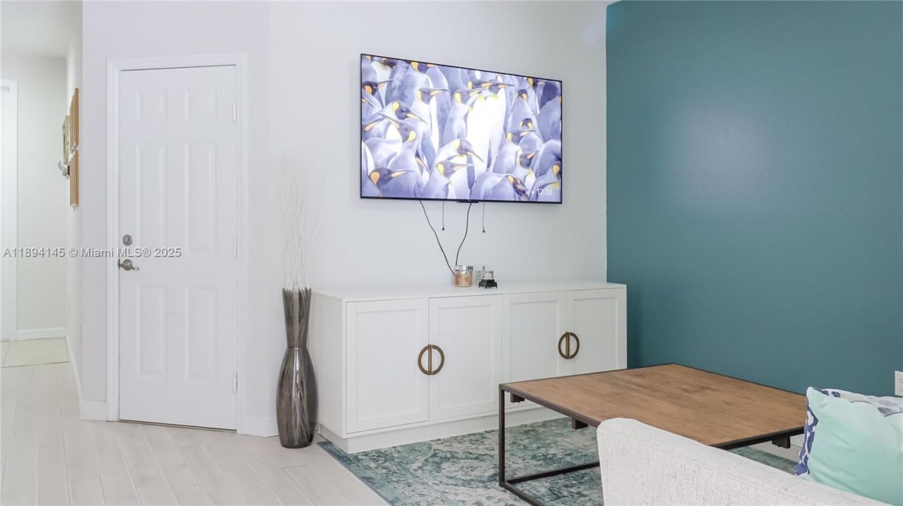 3364 W 90th St, Hialeah, FL 33018 Photo