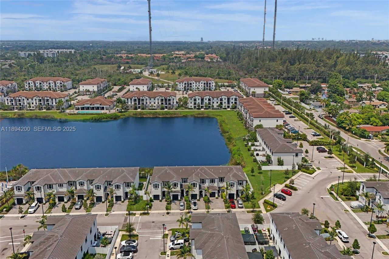 411 NW 204th St, Miami Gardens, FL 33169 Photo