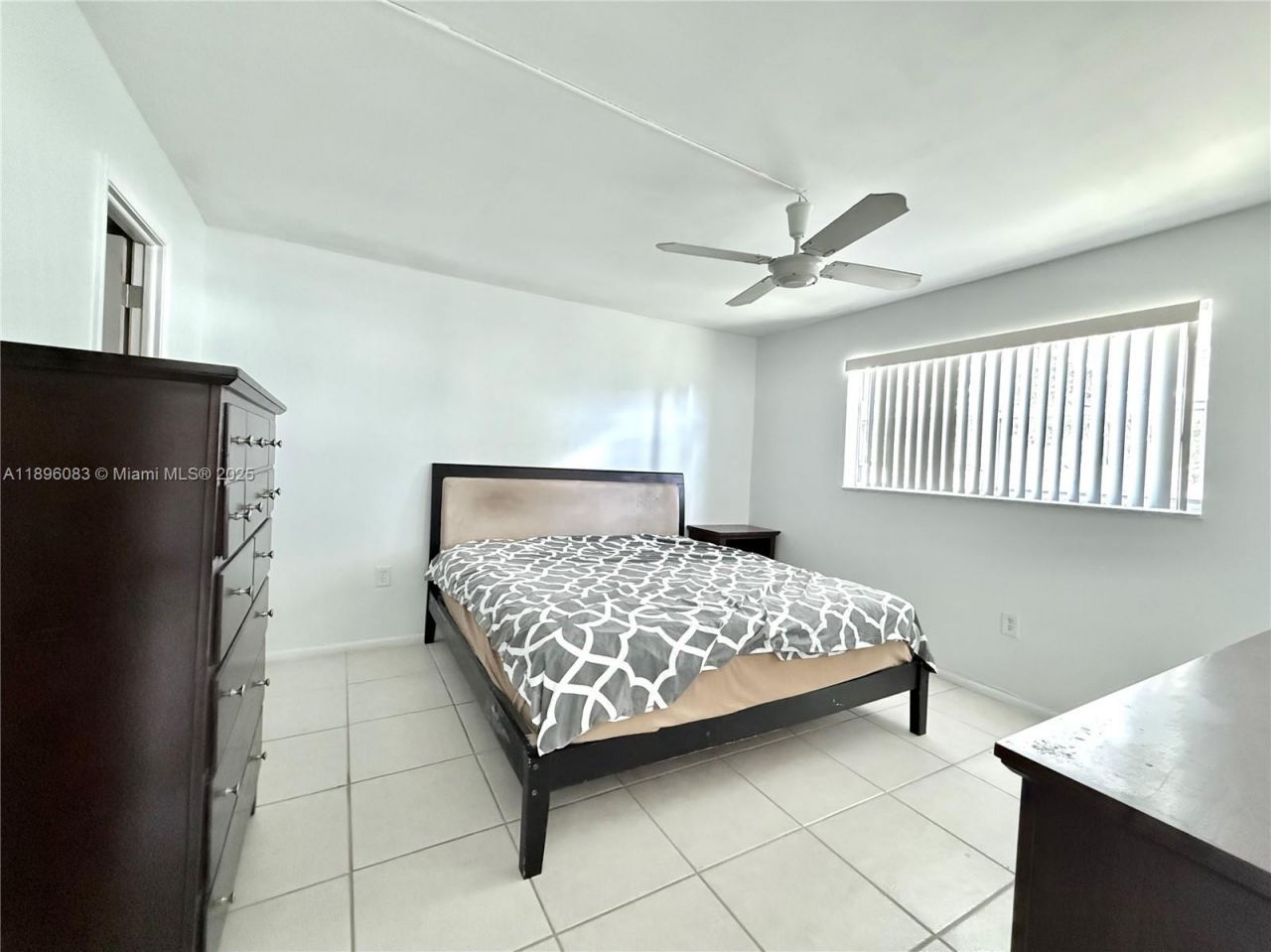 8450 Sunrise Lakes Blvd, Unit 111, Sunrise, FL 33322 Photo