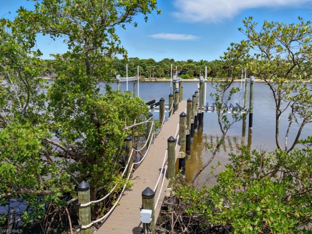 11799 Keewaydin, Naples, FL 34113 Photo