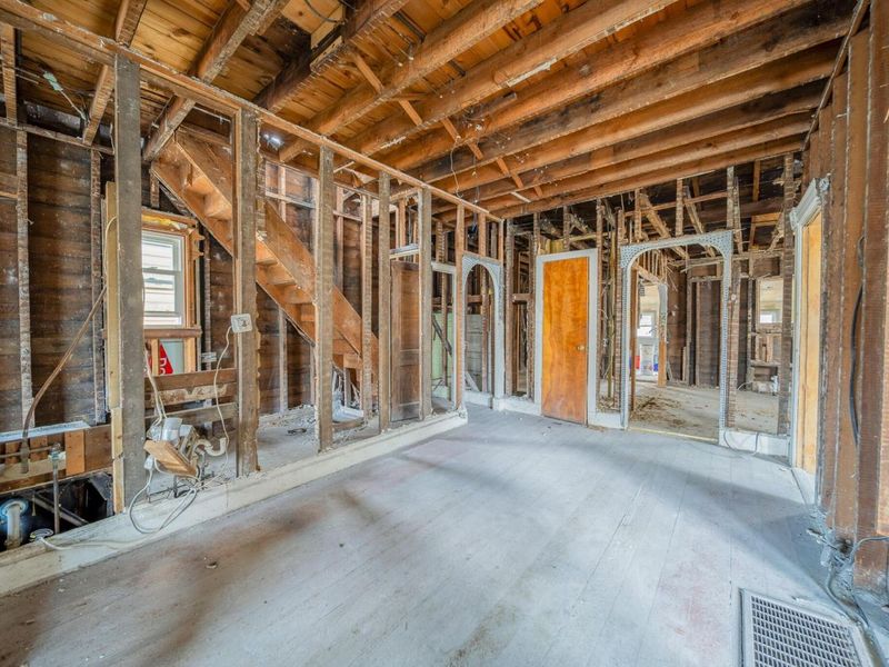 354 Bellefontaine Avenue, Marion, OH 43302 Photo 6