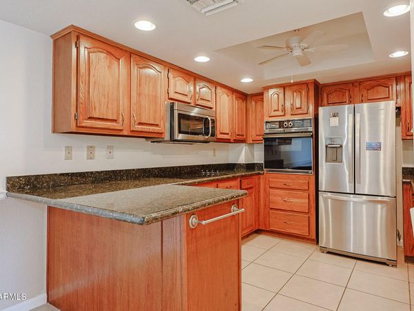 17404 N 99th Avenue, Unit 306, Sun City, AZ 85373
