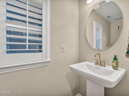 2360 Pioneer Drive, Reno, NV 89509 Photo