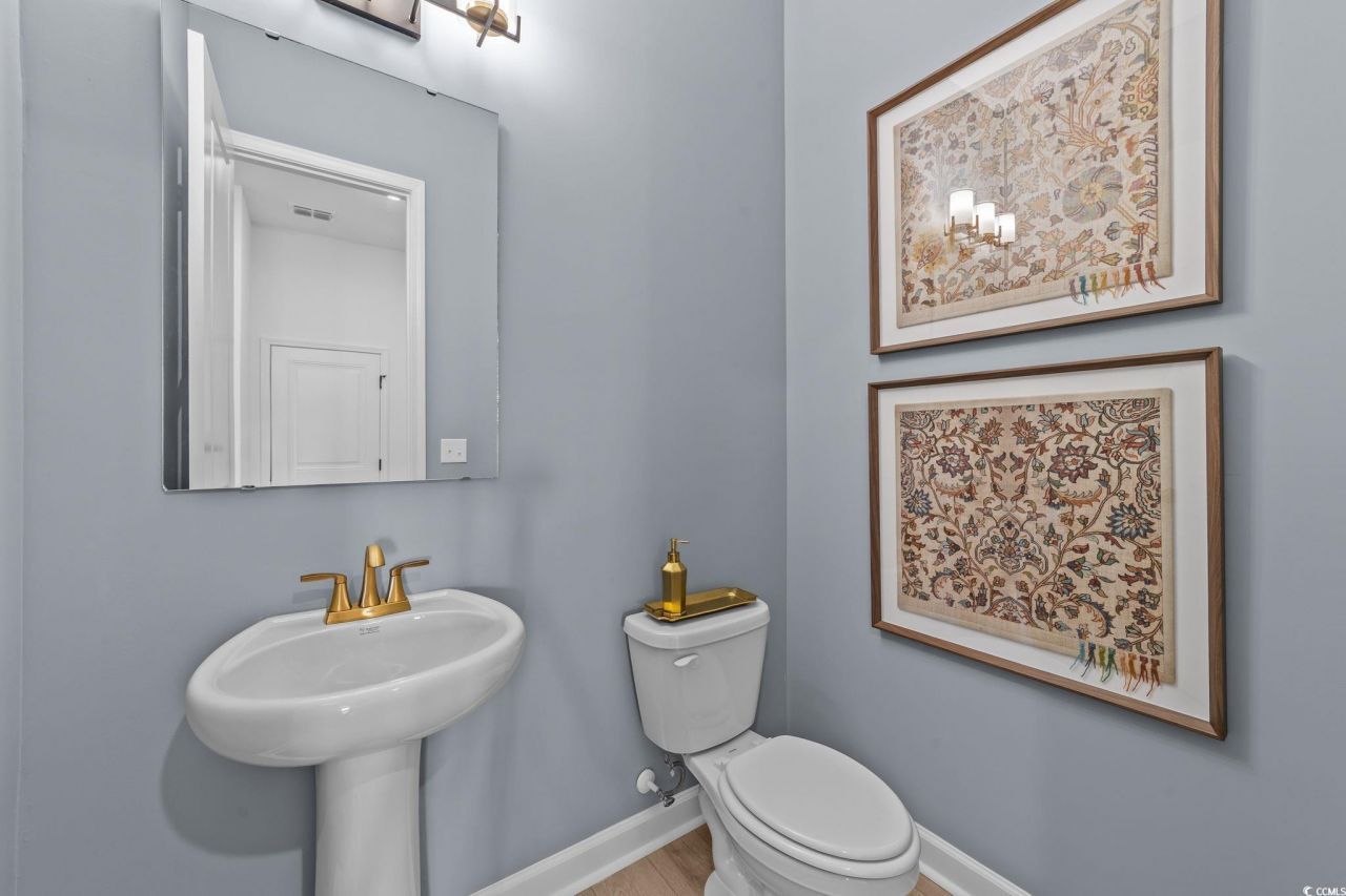 1004 Triton Ave. Photo 5