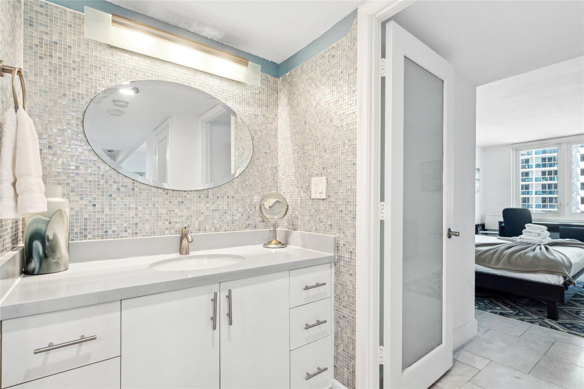 2301 Collins Avenue, Unit 1015, Miami Beach, FL 33139 Photo