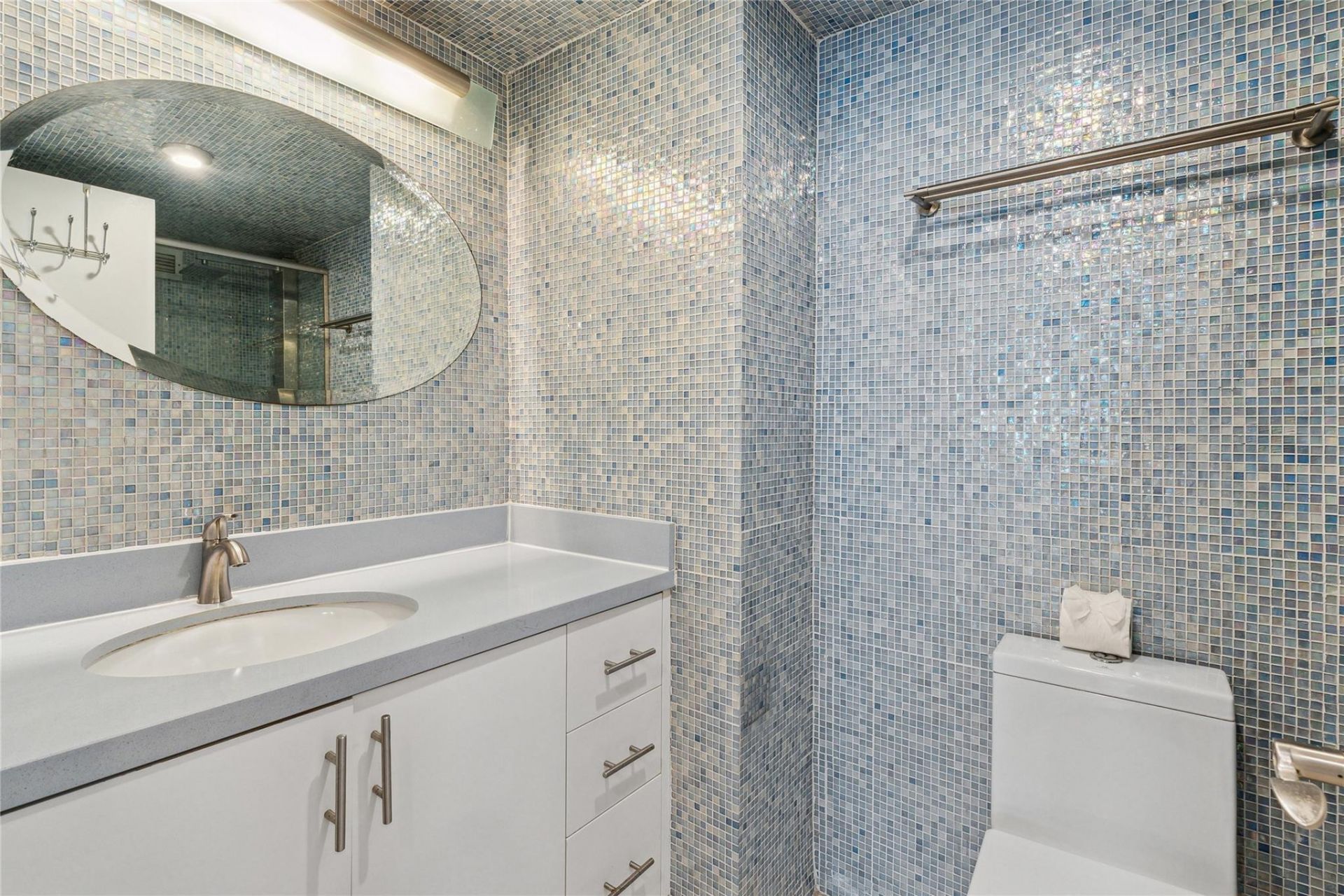 2301 Collins Avenue, Unit 1015, Miami Beach, FL 33139 Photo