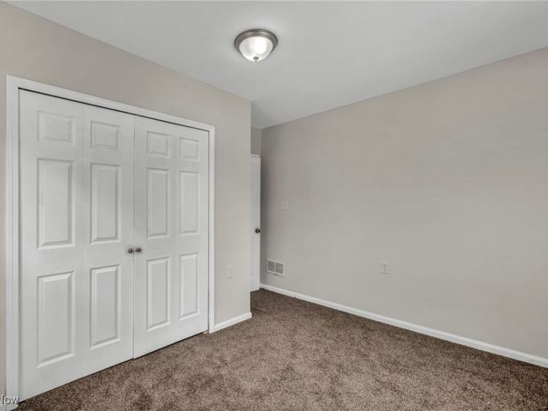 1374 W 114th Street, Cleveland, OH 44102 Photo 22