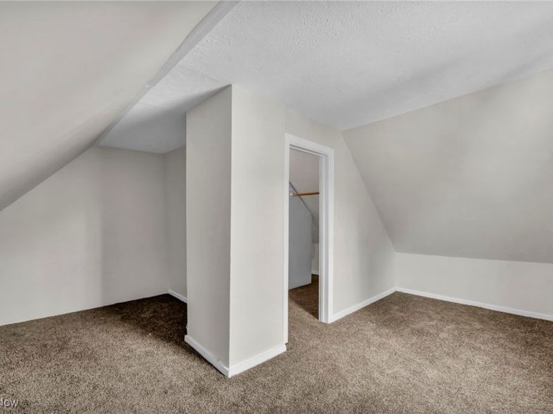 1374 W 114th Street, Cleveland, OH 44102 Photo 32