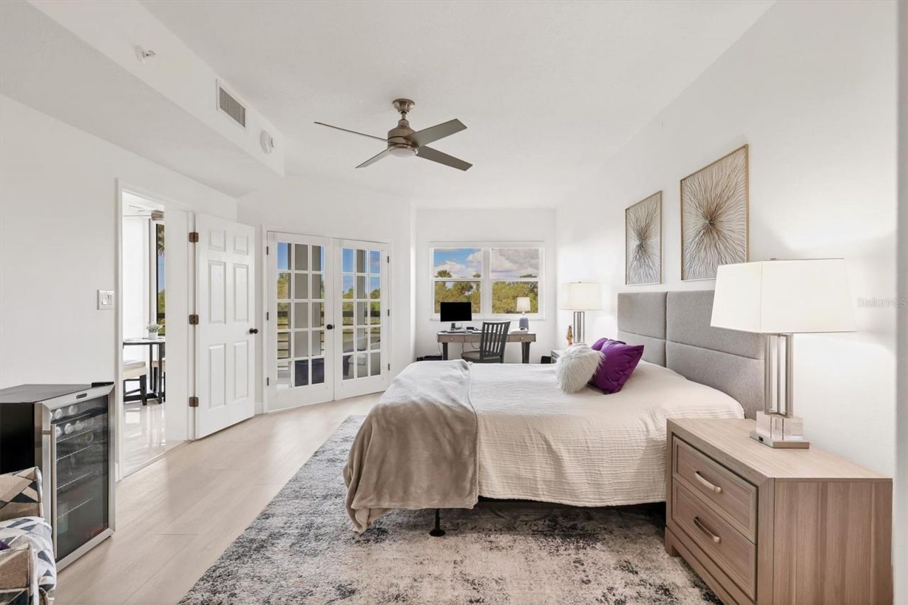 5408 Eagles Point Circle, Unit 102, Sarasota, FL 34231 Photo