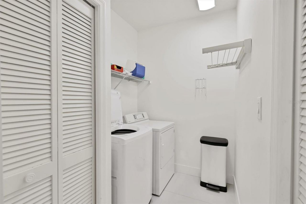 5408 Eagles Point Circle, Unit 102, Sarasota, FL 34231 Photo