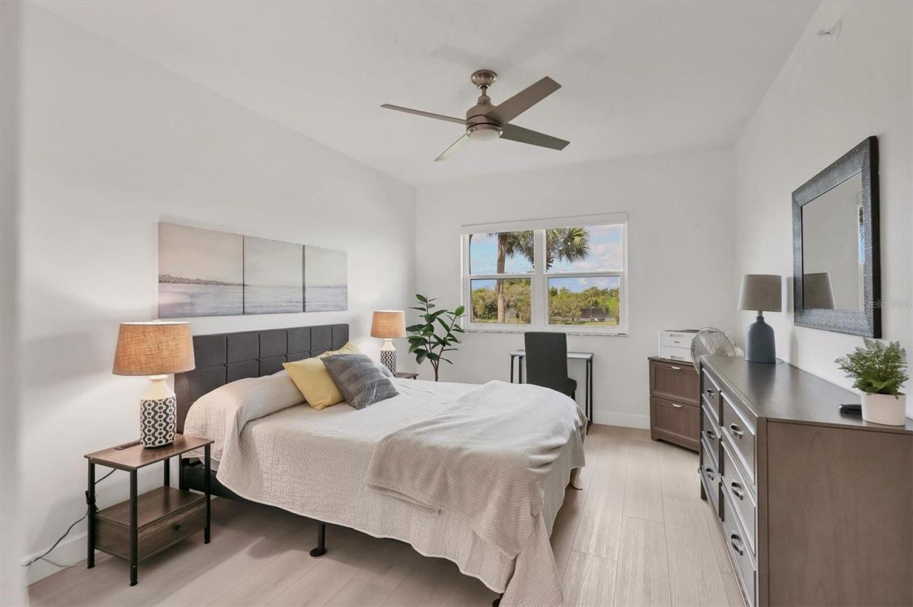 5408 Eagles Point Circle, Unit 102, Sarasota, FL 34231 Photo