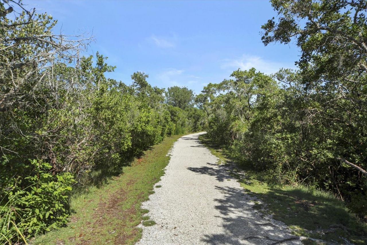 5408 Eagles Point Circle, Unit 102, Sarasota, FL 34231 Photo