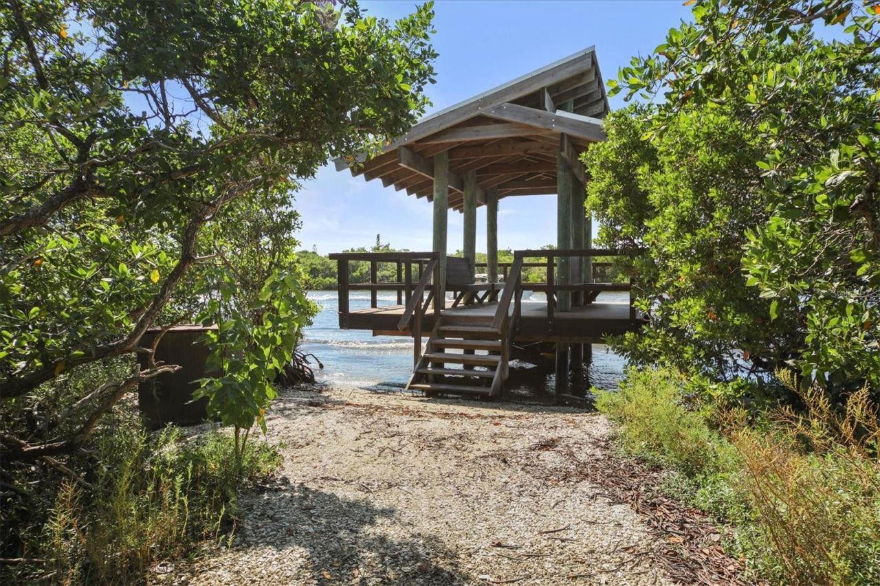 5408 Eagles Point Circle, Unit 102, Sarasota, FL 34231 Photo