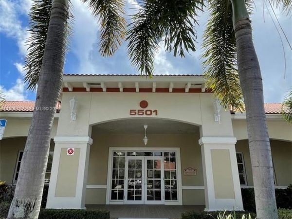5501 N University Dr, Unit 103, Coral Springs, FL 33067