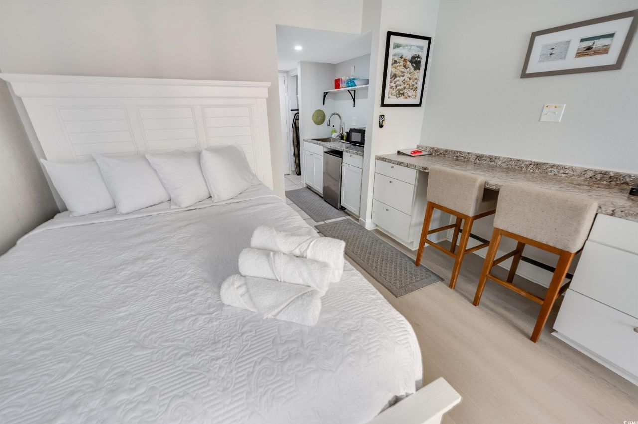 7000 N Ocean Blvd. Photo 9