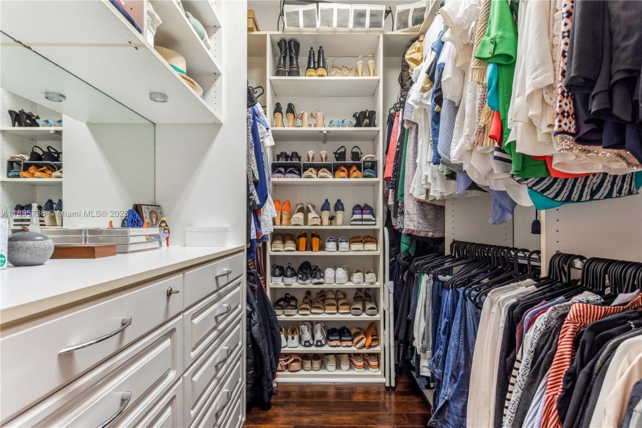 5774 SW 76th Ter, South Miami, FL 33143 Photo