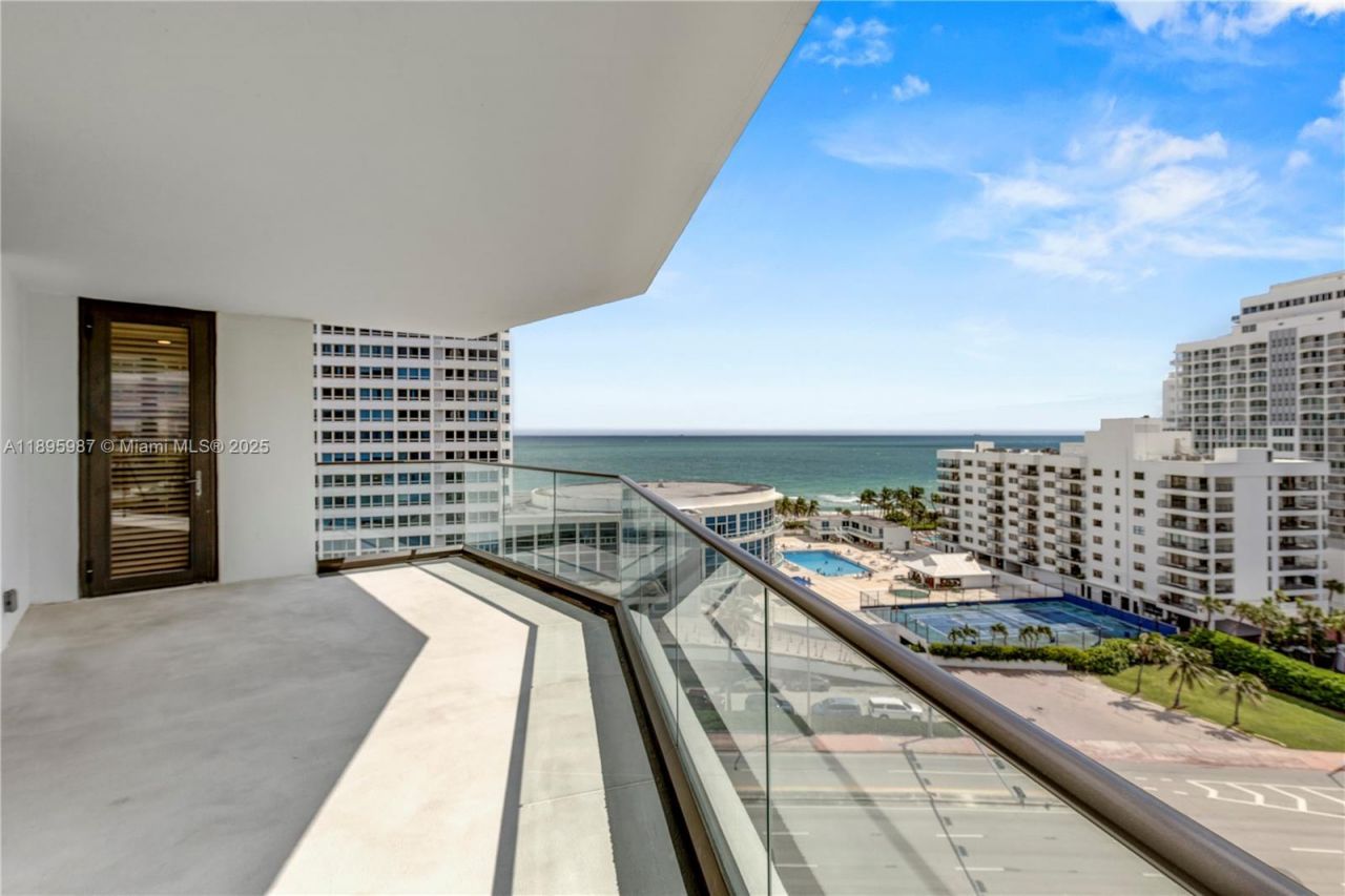 5500 Collins Ave, Unit 1104, Miami Beach, FL 33140 Photo