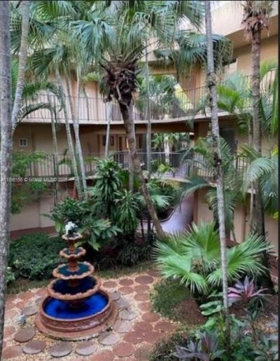 8025 SW 107th Ave, Unit 112, Miami, FL 33173 Photo