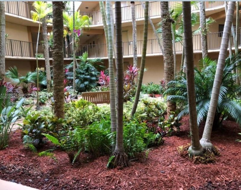 8025 SW 107th Ave, Unit 112, Miami, FL 33173 Photo