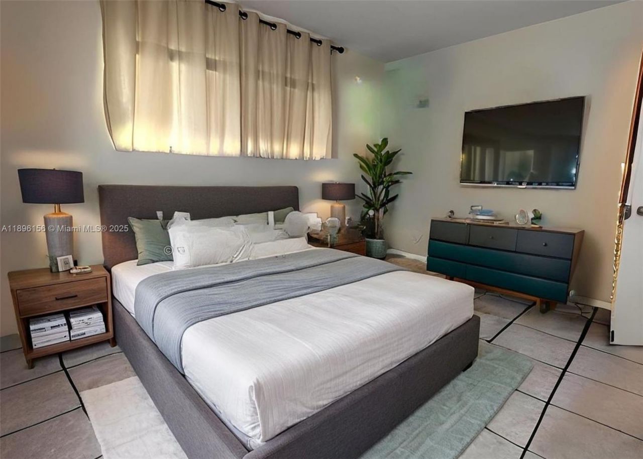 8025 SW 107th Ave, Unit 112, Miami, FL 33173 Photo