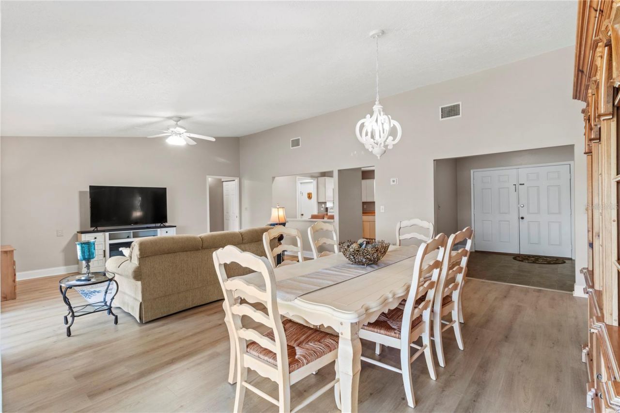 5207 88th Street W, Bradenton, FL 34210 Photo