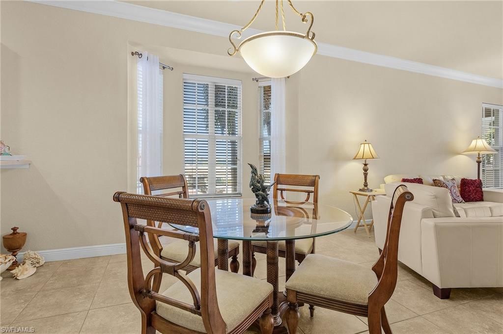 4235 SE 20th Pl, Unit C201, Cape Coral, FL 33904 Photo