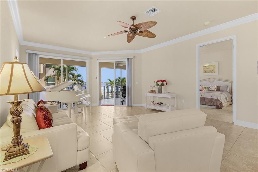 4235 SE 20th Pl, Unit C201, Cape Coral, FL 33904 Photo