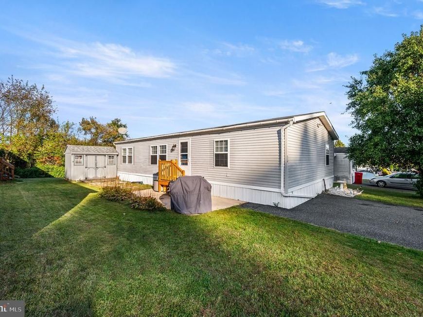 328 Ashford Lane, Hereford, PA 18056 Main Photo