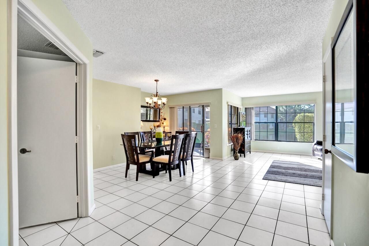 3373 Jog Park Drive, Greenacres, FL 33467 Photo