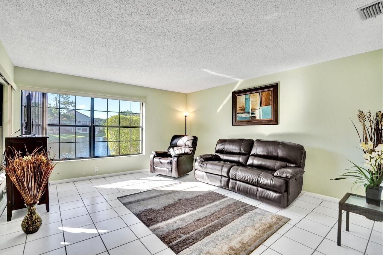3373 Jog Park Drive, Greenacres, FL 33467 Photo