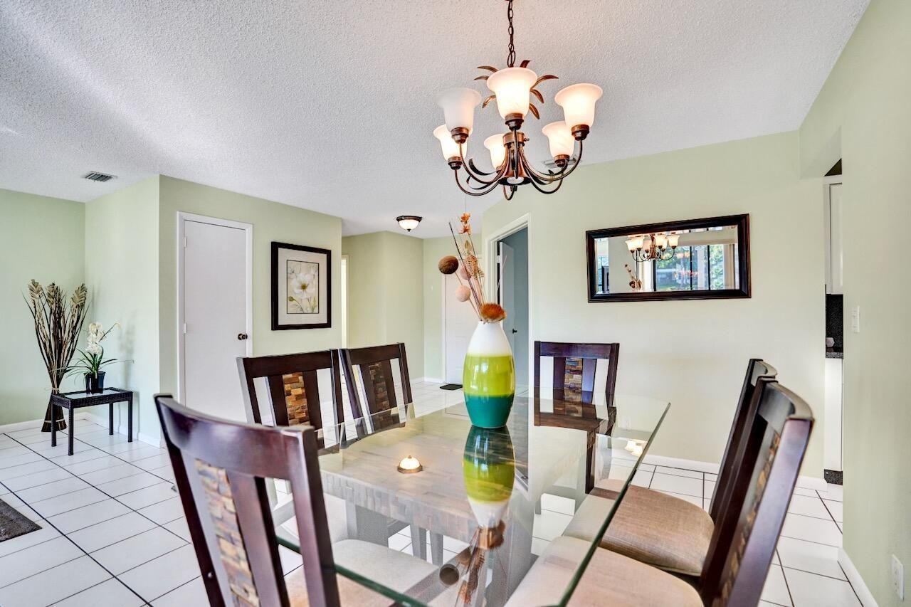 3373 Jog Park Drive, Greenacres, FL 33467 Photo