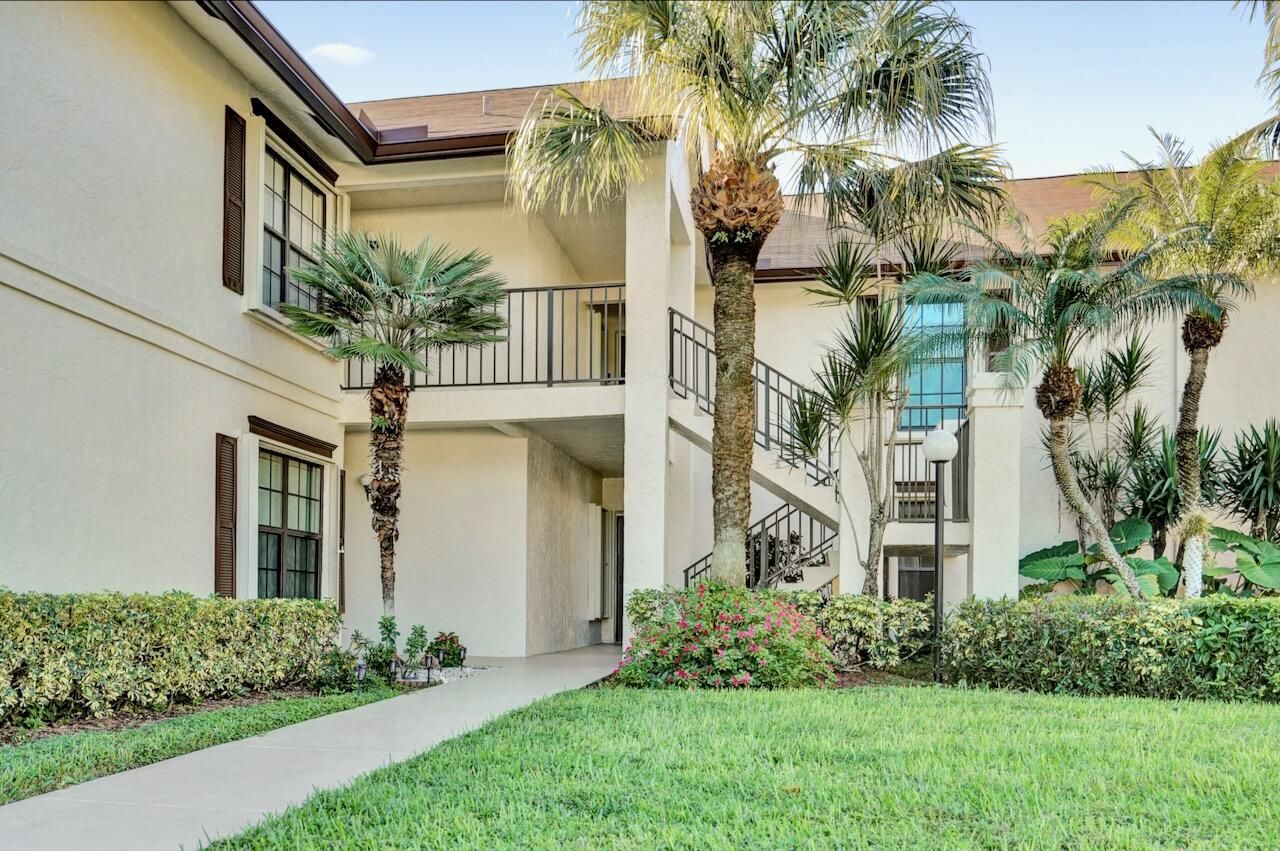 3373 Jog Park Drive, Greenacres, FL 33467 Photo