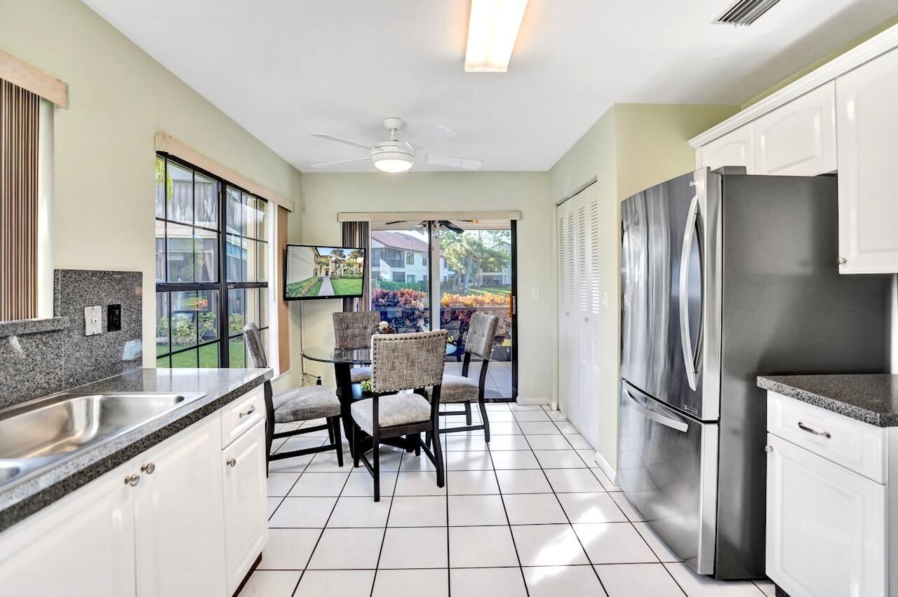 3373 Jog Park Drive, Greenacres, FL 33467 Photo