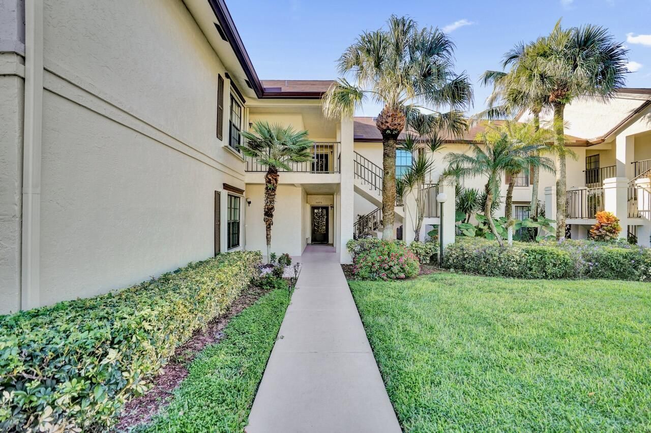 3373 Jog Park Drive, Greenacres, FL 33467 Photo