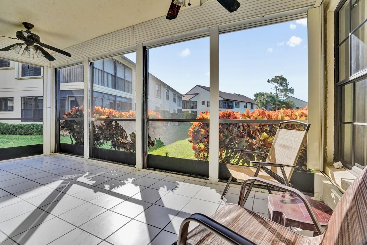 3373 Jog Park Drive, Greenacres, FL 33467 Photo