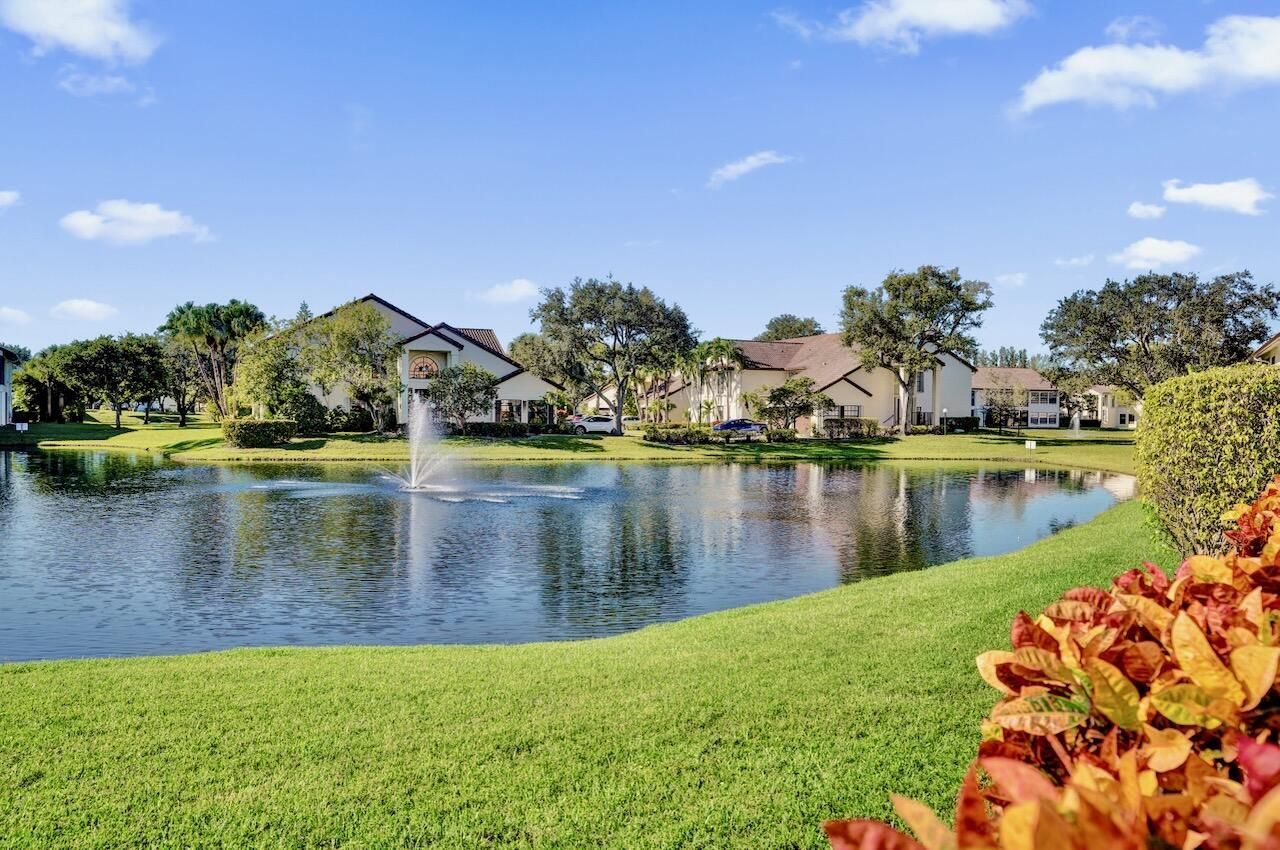 3373 Jog Park Drive, Greenacres, FL 33467 Photo