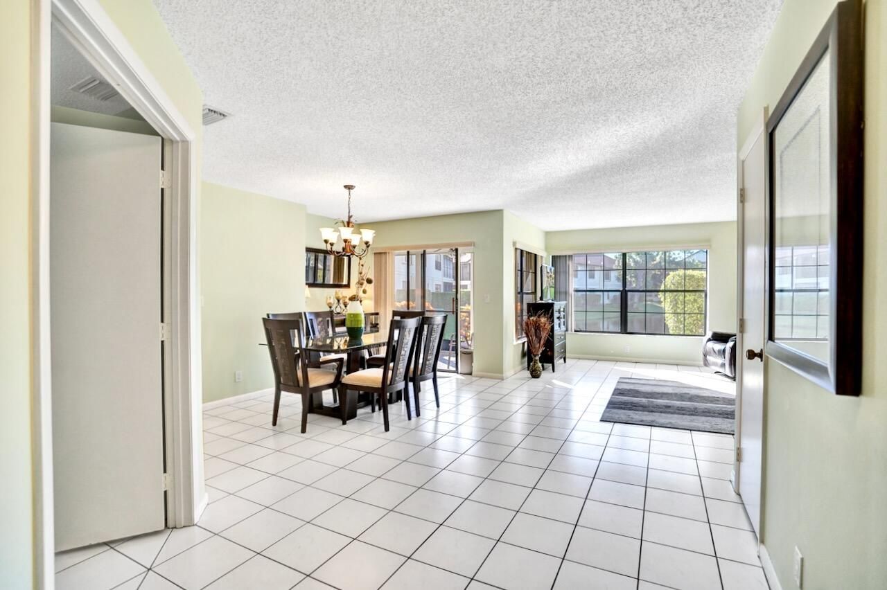 3373 Jog Park Drive, Greenacres, FL 33467 Photo