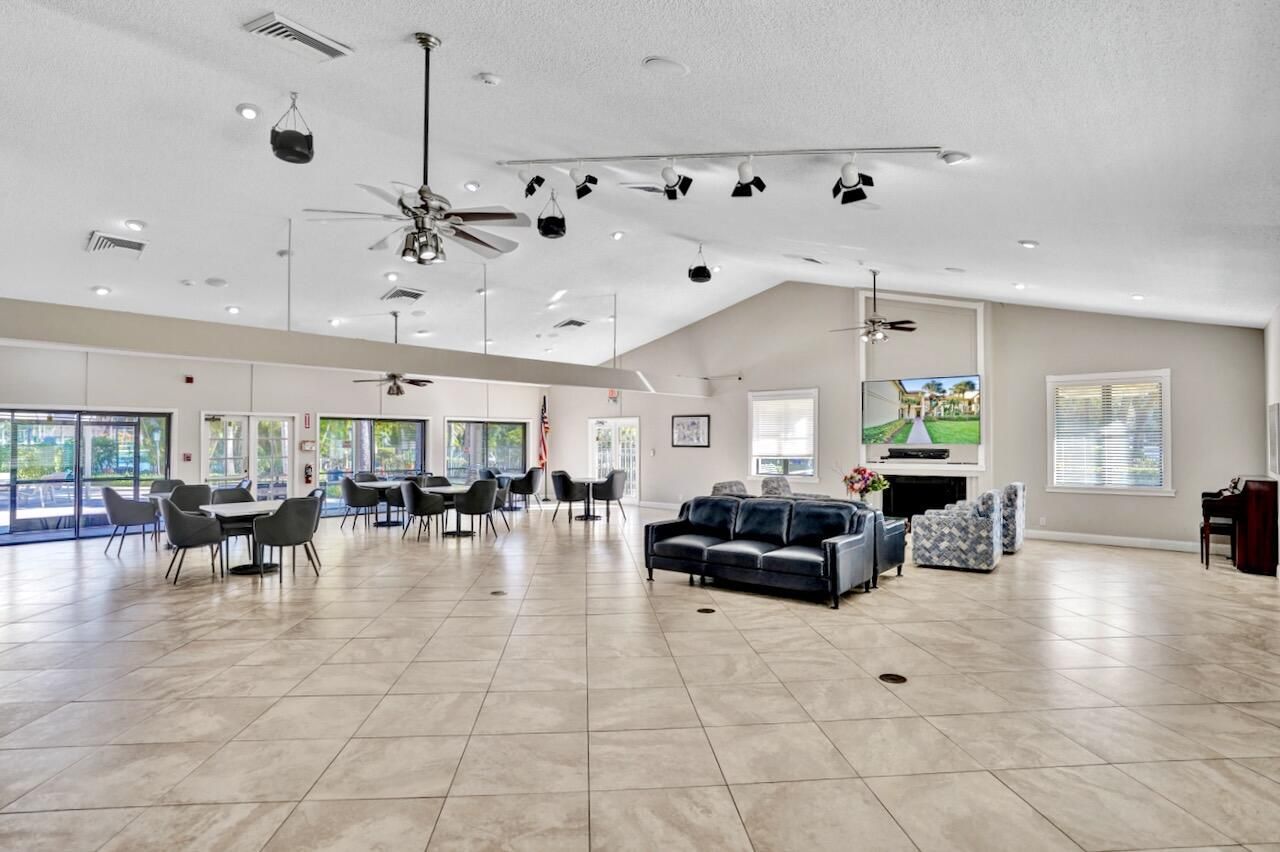 3373 Jog Park Drive, Greenacres, FL 33467 Photo
