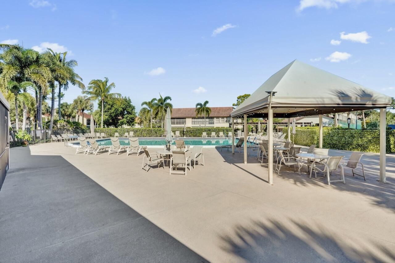 3373 Jog Park Drive, Greenacres, FL 33467 Photo