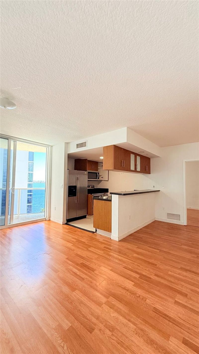 601 NE 23rd Street, Unit 902, Miami, FL 33137 Photo