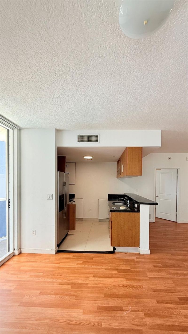 601 NE 23rd Street, Unit 902, Miami, FL 33137 Photo